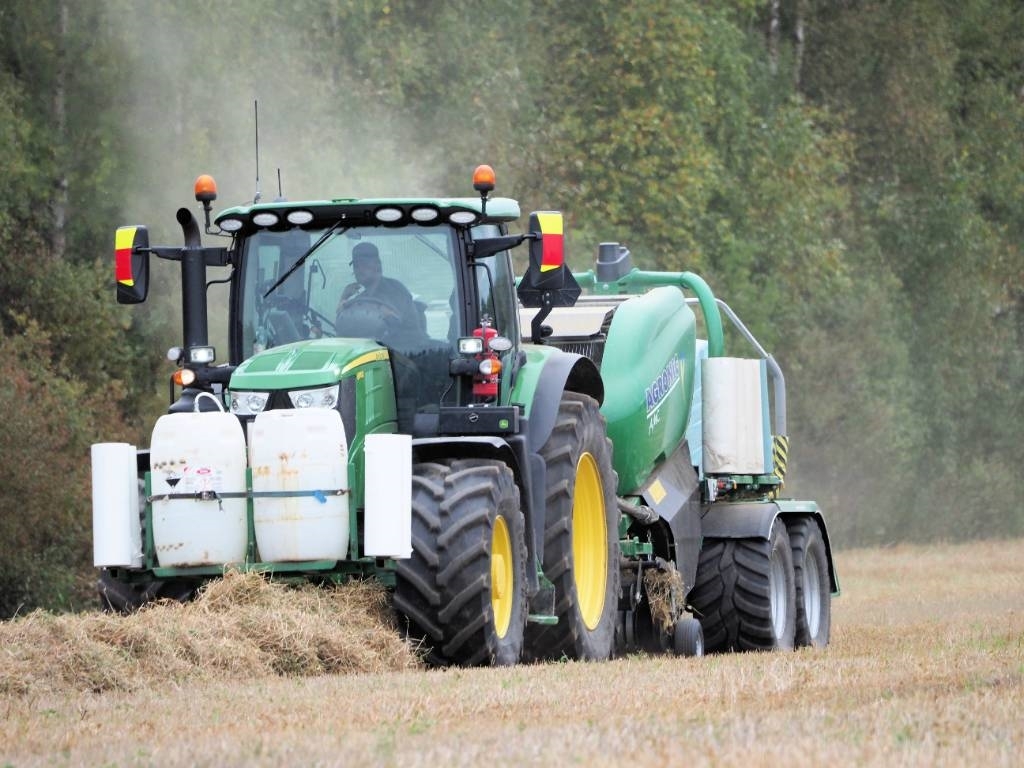 Kombinovaný lis Agronic AMC kuva 11