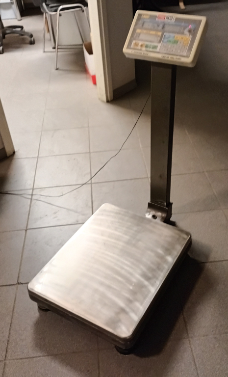 DIGITÁLNÍ VÁHA 150kg přesnost 0,02kg
