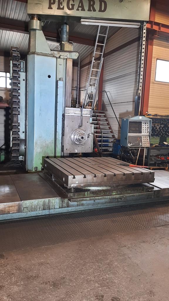 PEGARD AF 160.P Aarpora ohjaus Heidehain 407 poäng 1800 x 1800 15 t X 2500 Y 1800 Z 1100 B 1500