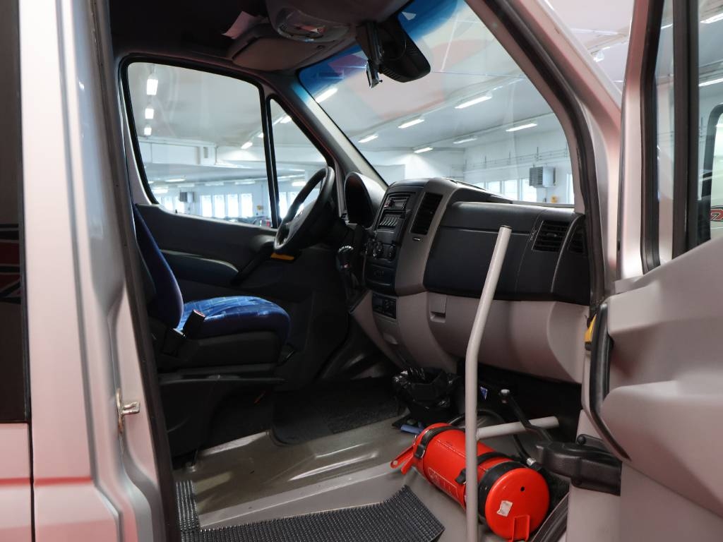 Mercedes-Benz Sprinter 516 CDI kuva 4