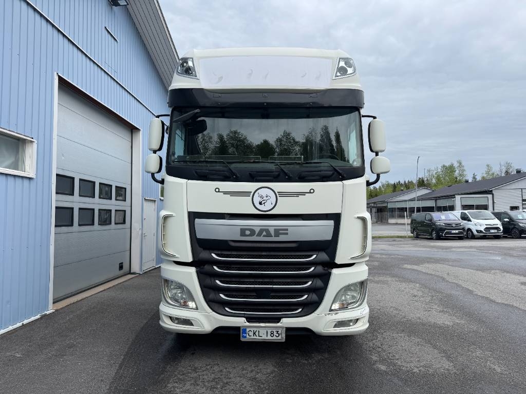 DAF XF 510 8x2 FAK kuva 2