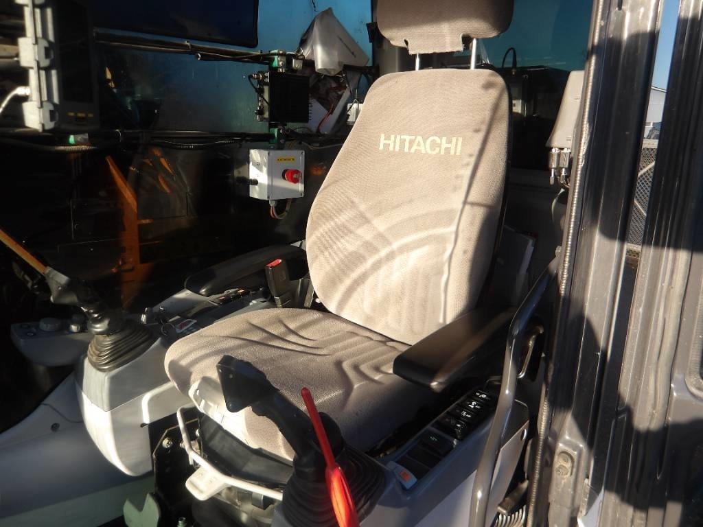 Hitachi ZX 160 LC kuva 10
