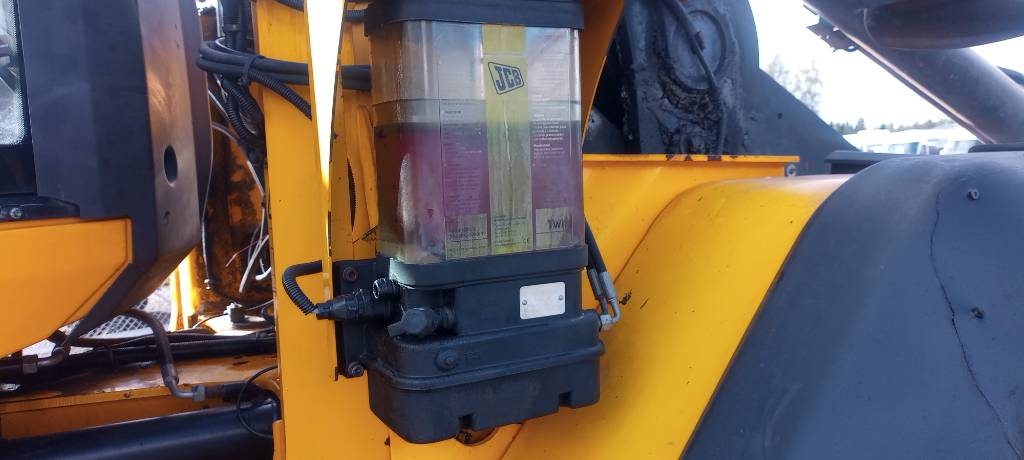 JCB 427 HT kuva 9