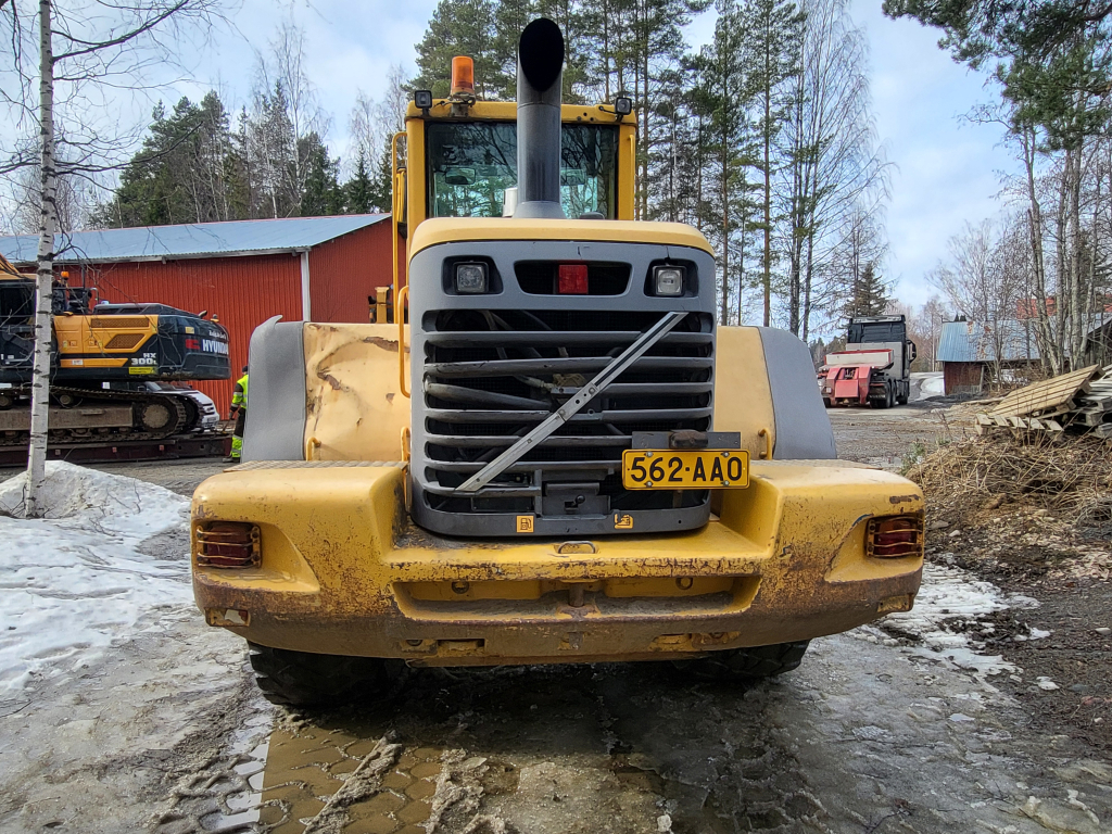 VOLVO 120 E kuva 5