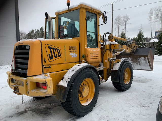 JCB 411 B kuva 2