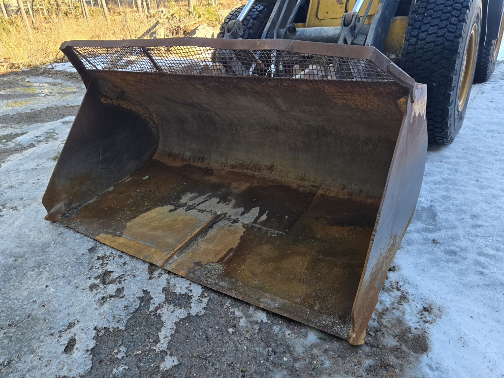 VOLVO L 70 kuva 9