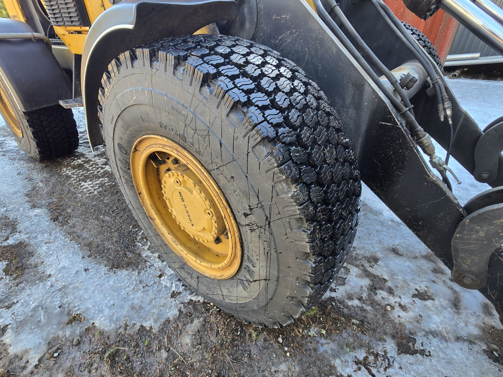 VOLVO L 70 kuva 11