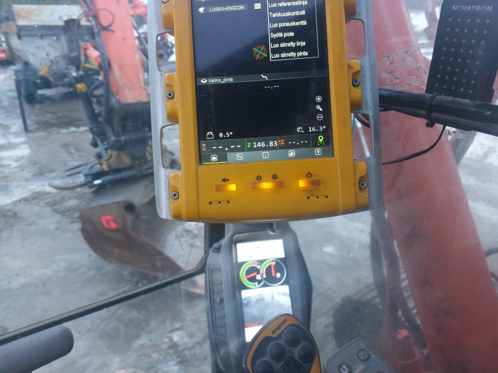 HITACHI ZX225USLC-5 kuva 4