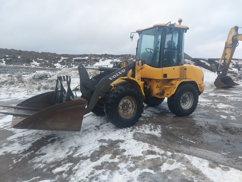 VOLVO L30B-ZX kuva 4
