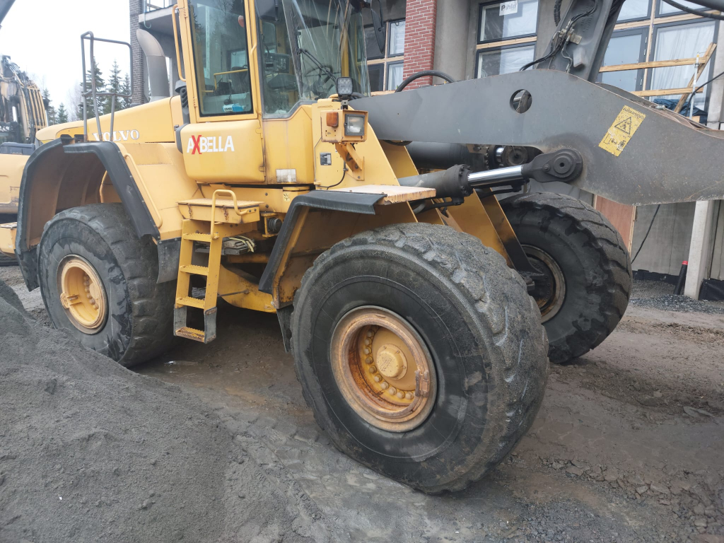 VOLVO L150E kuva 2