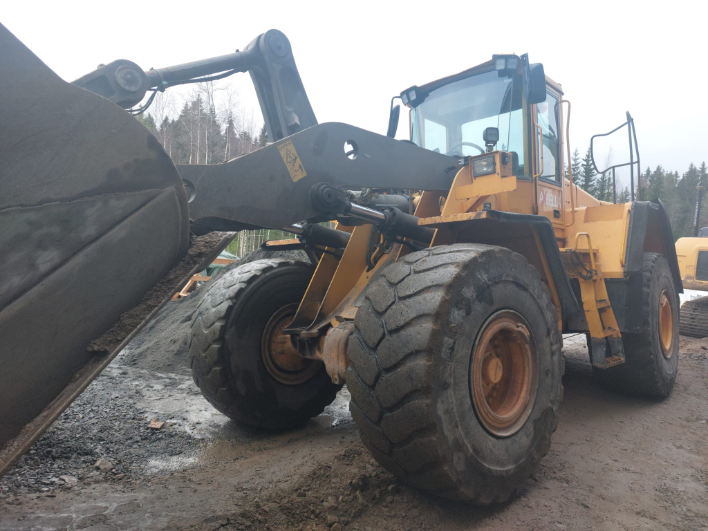 VOLVO L150E kuva 7