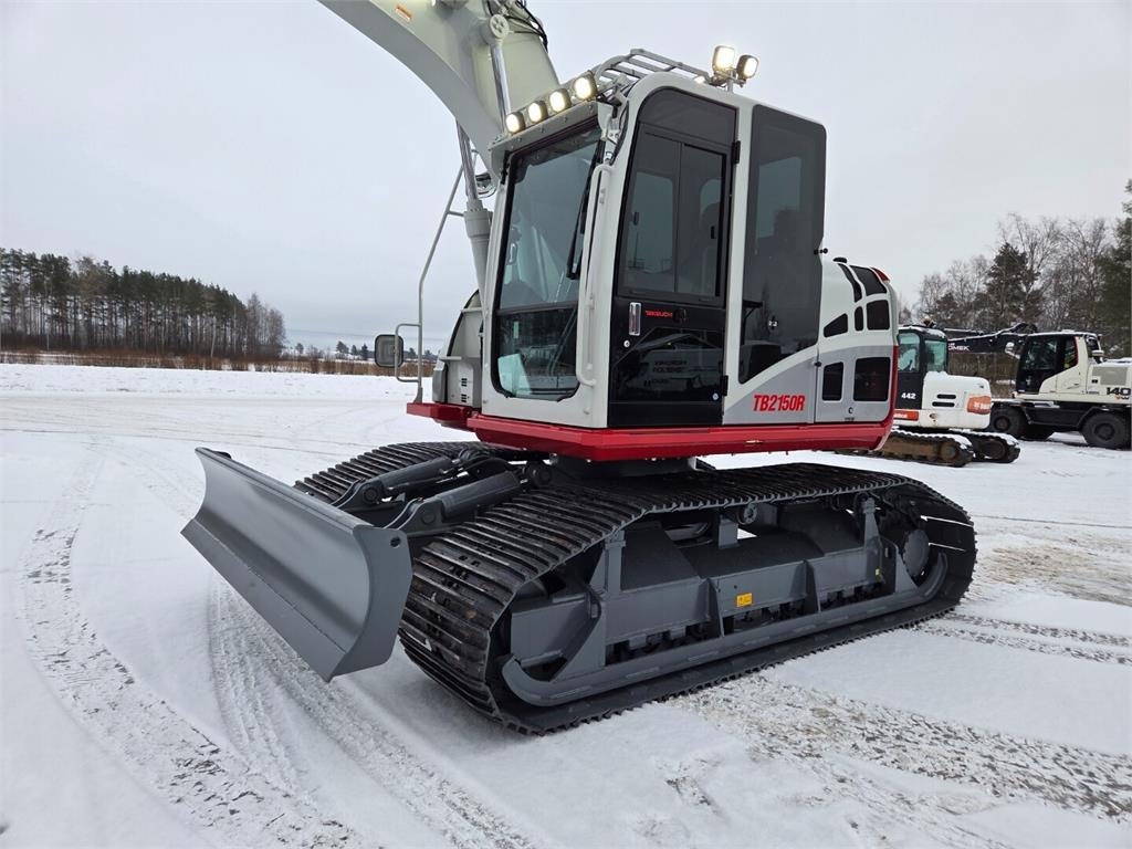 Lesnická platforma Takeuchi TB3150R kuva 3