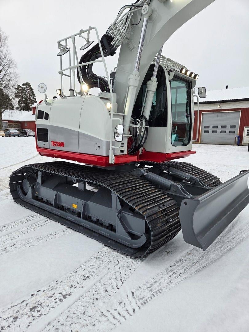 Lesnická platforma Takeuchi TB3150R kuva 8