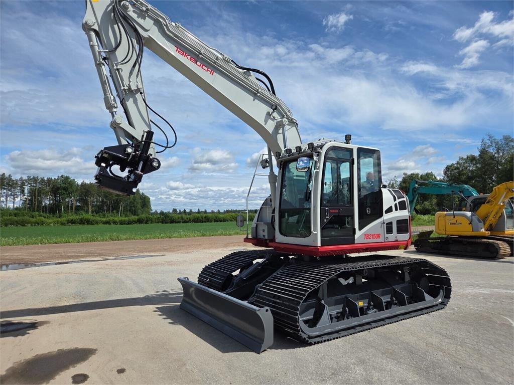 Lesnická platforma Takeuchi TB3150R kuva 15
