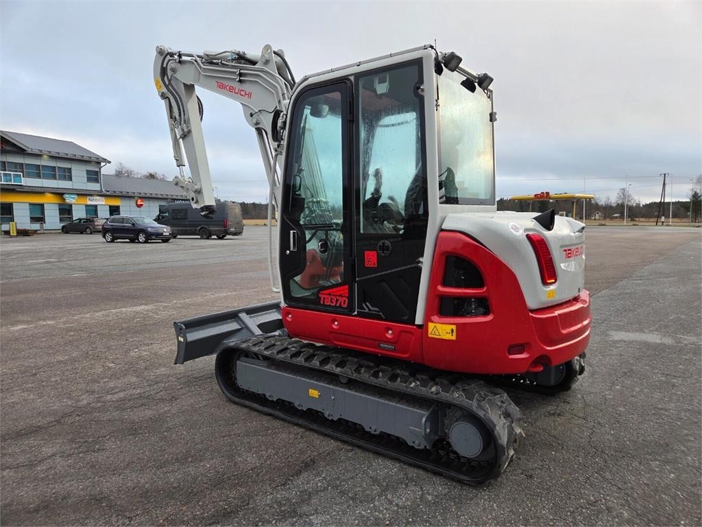 Takeuchi TB370 kuva 2