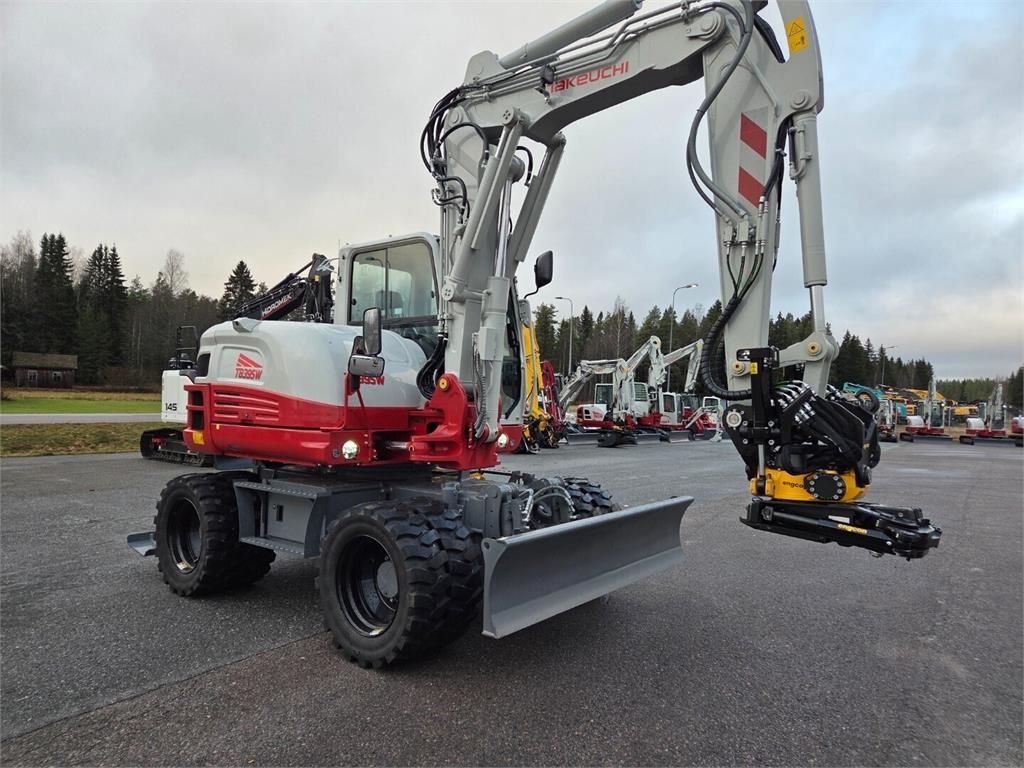 Takeuchi TB395w kuva 4