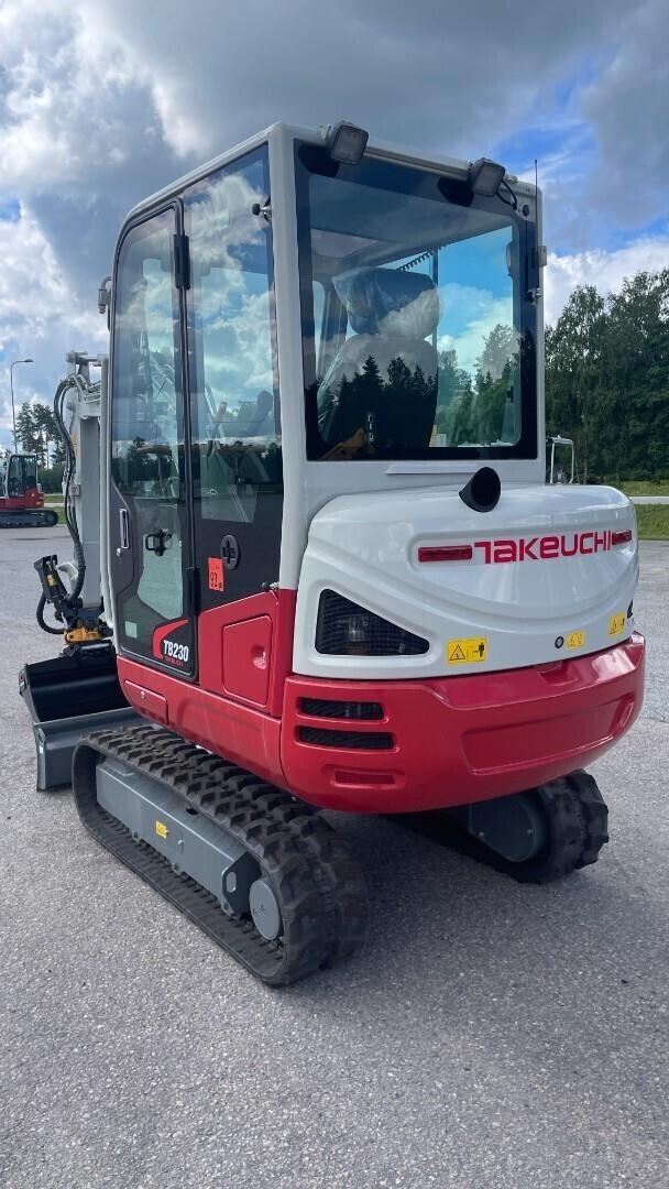 Takeuchi TB230 Engcon kuva 2
