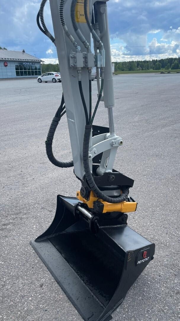 Takeuchi TB230 Engcon kuva 7