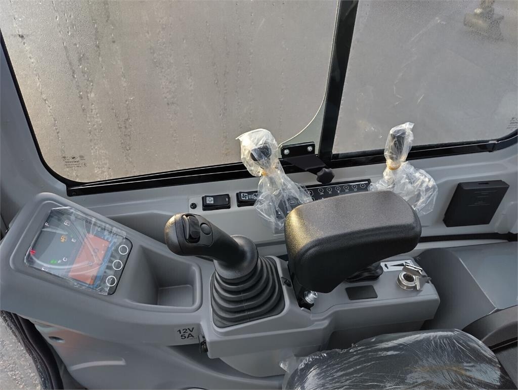 Takeuchi TB320 JAUNS kuva 8