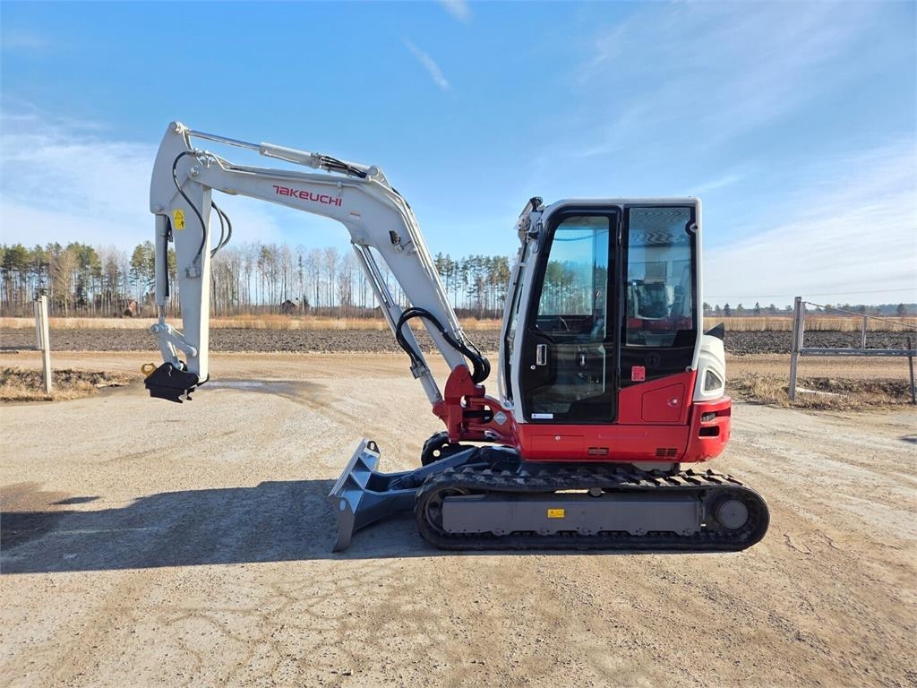 Takeuchi TB260 kuva 2