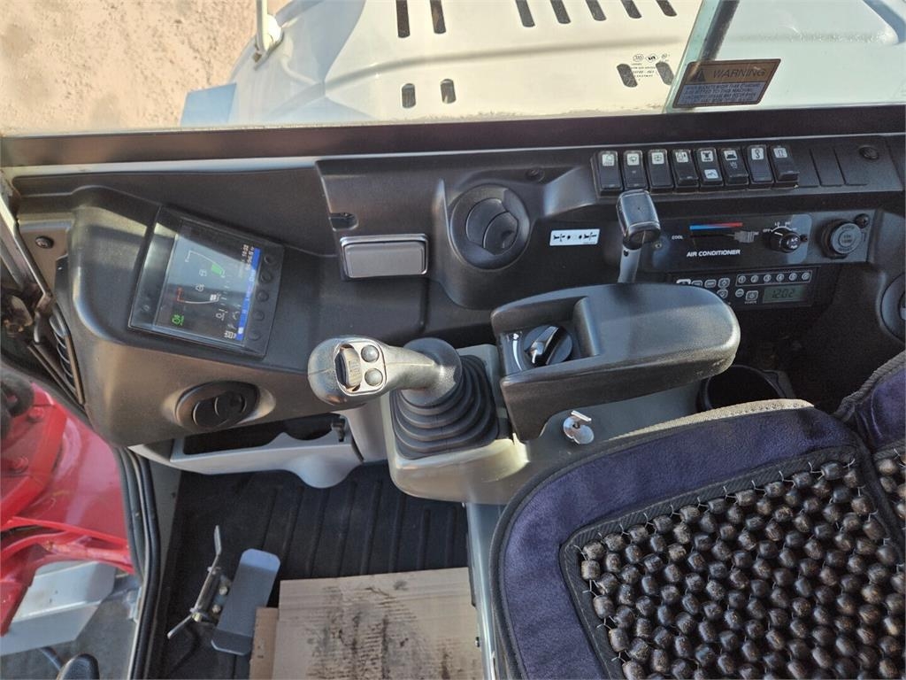 Takeuchi TB260 kuva 16
