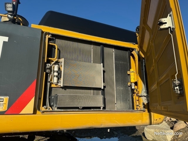 Caterpillar 352F kuva 16