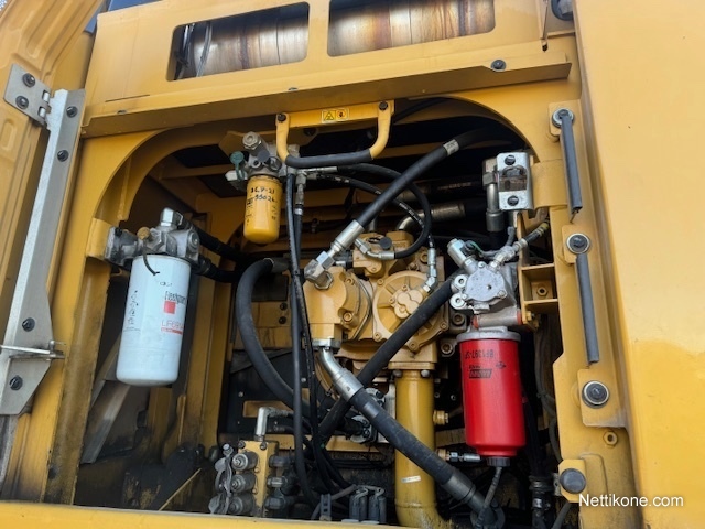Caterpillar 352F kuva 17