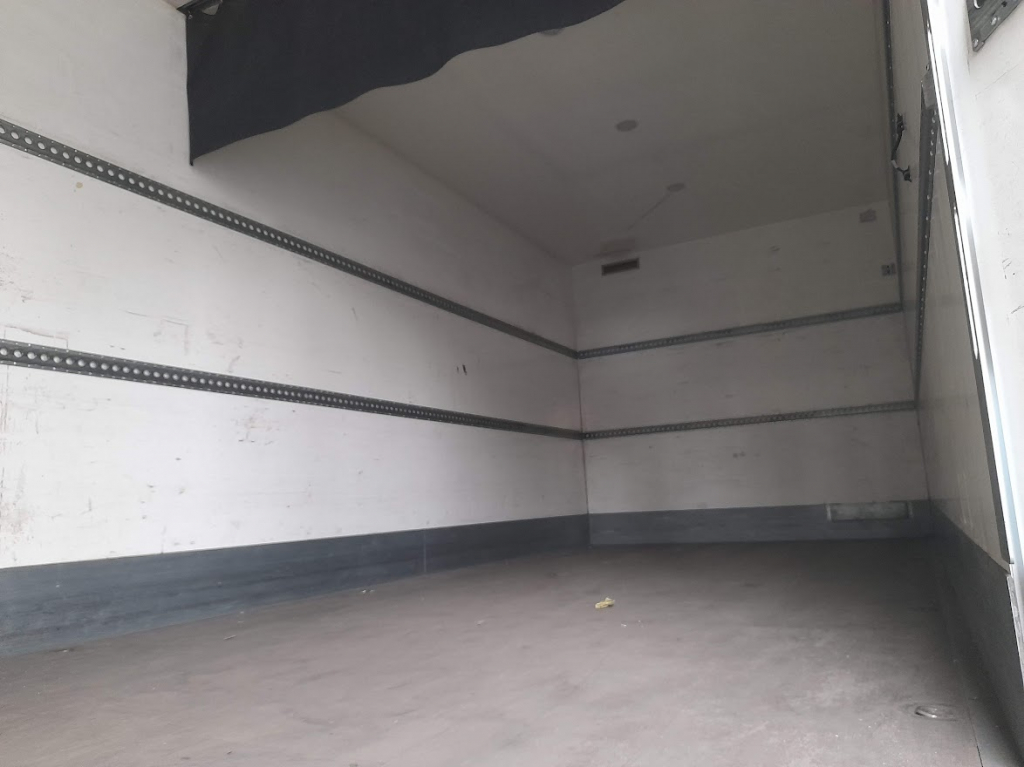 依维柯 EUROCARGO 120-250 箱体 pl 升降加热器 kuva 4