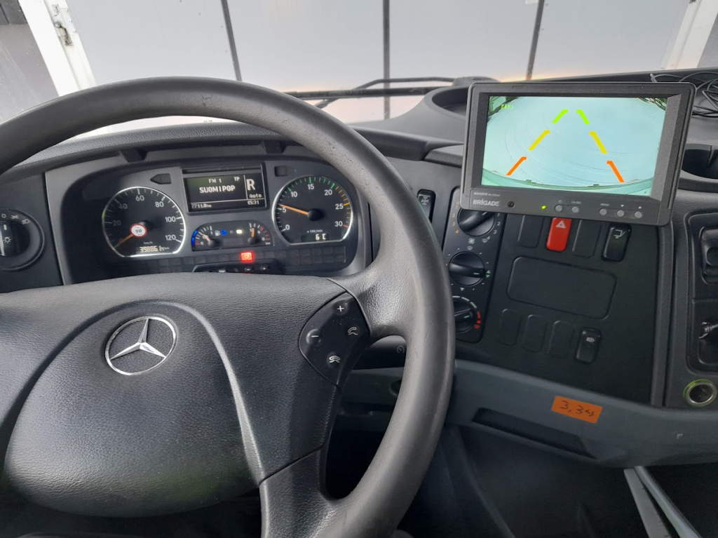 MERCEDES-BENZ Atego 1224 teljesen oldalra nyíló karosszéria+pl emelő kuva 10
