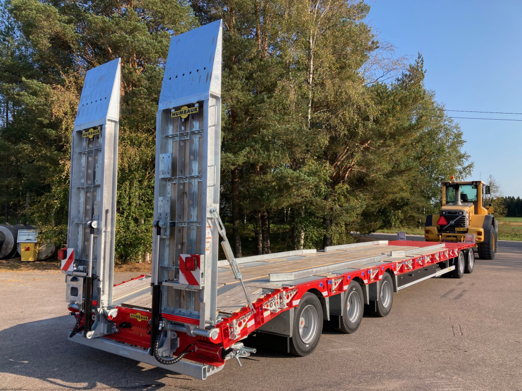 HUMBAUR 5-AKSELINEN + 12,2M SUORA KANSI + LEVIKKEET + HYDRAULISET AJOSILLAT kuva 5