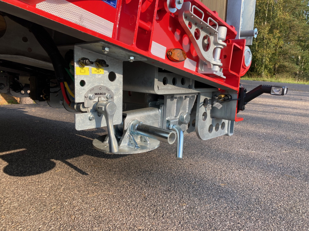 HUMBAUR 5-AKSELINEN + 12,2M SUORA KANSI + LEVIKKEET + HYDRAULISET AJOSILLAT kuva 10