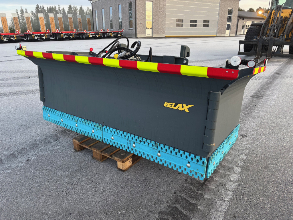 STARK U-AURA 4800/2400 + VALGUSKOMPLEKT + VOLVO ADAPTER kuva 5