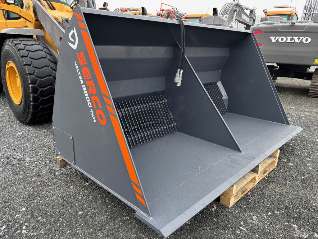 SERCO SAND BUCKET 3500L + 3000MM WIDE + 30MM LIP DISC + VOLVO ADAPTÉR