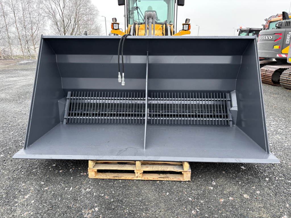 SERCO SANDHOPKA 3500L + 3000MM BRED + 30MM LÄPPSKIVOR + VOLVO ADAPTER kuva 3