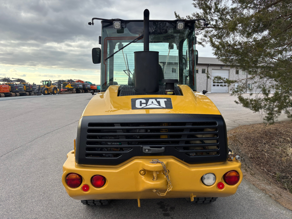 CATERPILLAR 906H + SZYBKOZŁĄCZE + DODATKOWA HYDRAULIKA + ŁYŻKA I KOLCE kuva 9