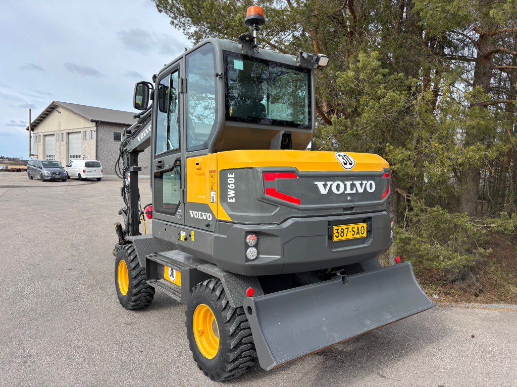 VOLVO EW60E + ZSÍR + PROBO Acélcsukló fogóval + KERÉKKORMÁNYZÁS kuva 2