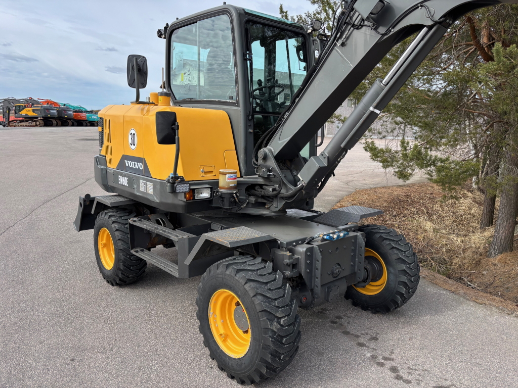 VOLVO EW60E + ZSÍR + PROBO Acélcsukló fogóval + KERÉKKORMÁNYZÁS kuva 7