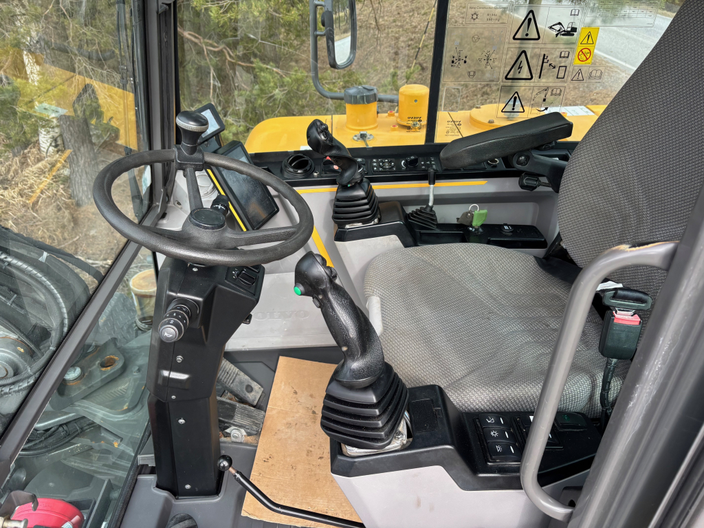 VOLVO EW60E + ZSÍR + PROBO Acélcsukló fogóval + KERÉKKORMÁNYZÁS kuva 14