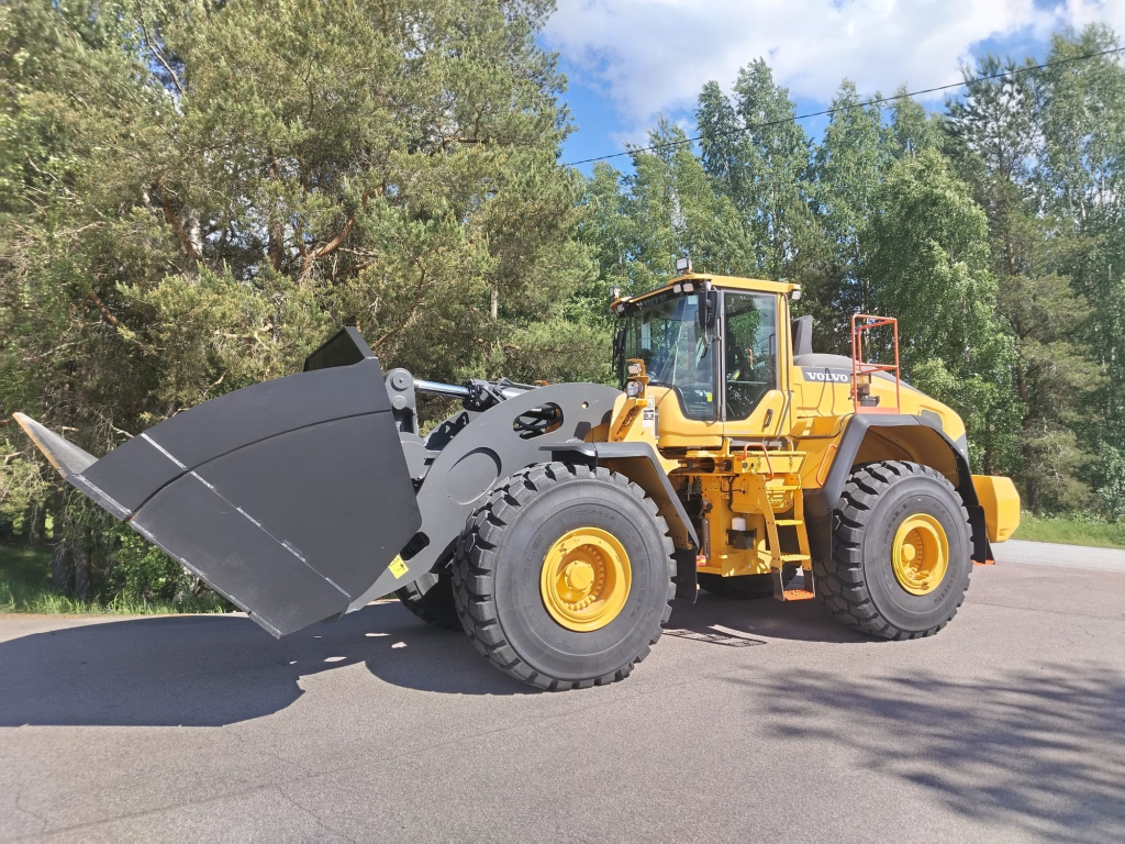 VOLVO L260H + STUPEŇ 5 + BSS + CDC PÁKOVÉ ŘÍZENÍ + EBERI + NOVÁ V-TIP lopata kuva 4