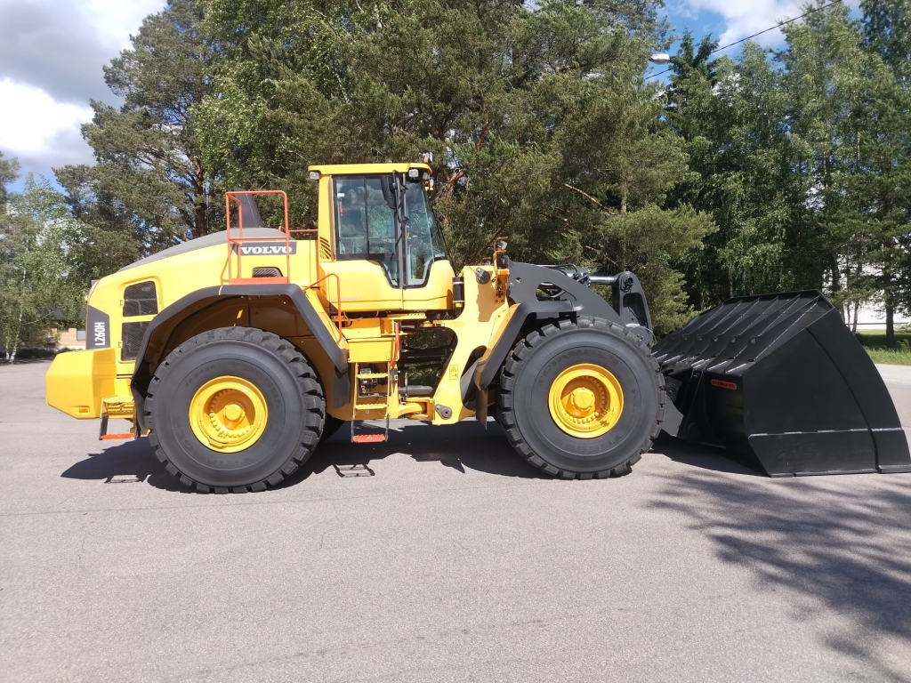 VOLVO L260H + STUPEŇ 5 + BSS + CDC PÁKOVÉ ŘÍZENÍ + EBERI + NOVÁ V-TIP lopata kuva 8