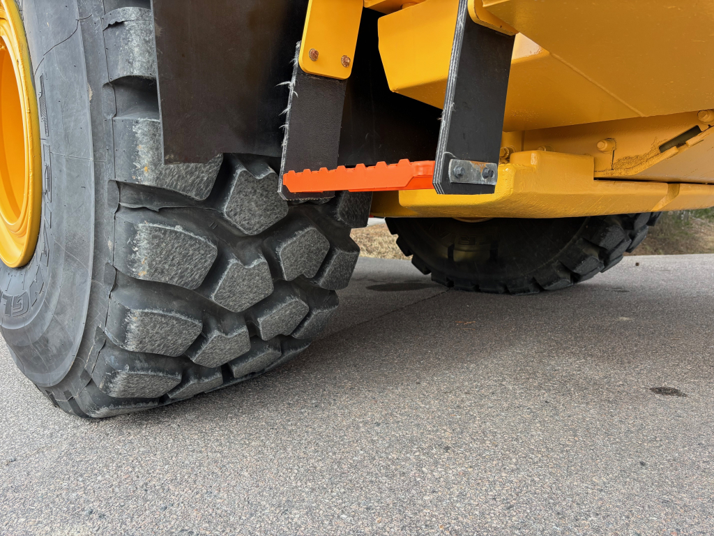 VOLVO L260H + STUPEŇ 5 + BSS + CDC PÁKOVÉ ŘÍZENÍ + EBERI + NOVÁ V-TIP lopata kuva 9
