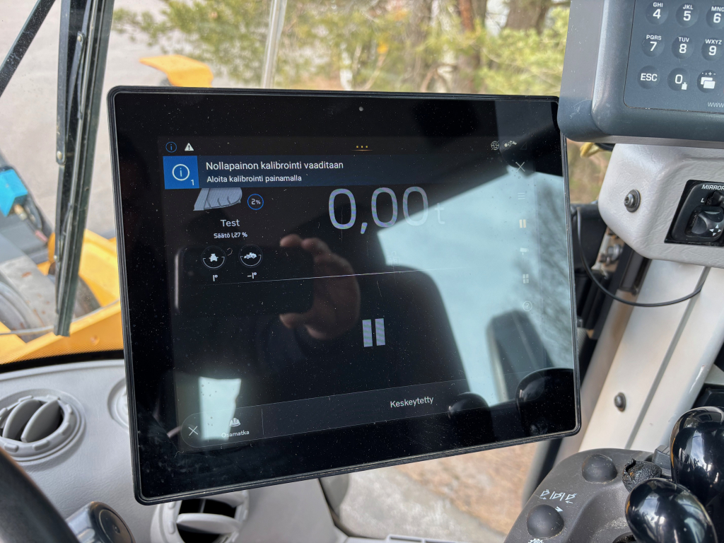 VOLVO L260H + STUPEŇ 5 + BSS + CDC PÁKOVÉ ŘÍZENÍ + EBERI + NOVÁ V-TIP lopata kuva 15