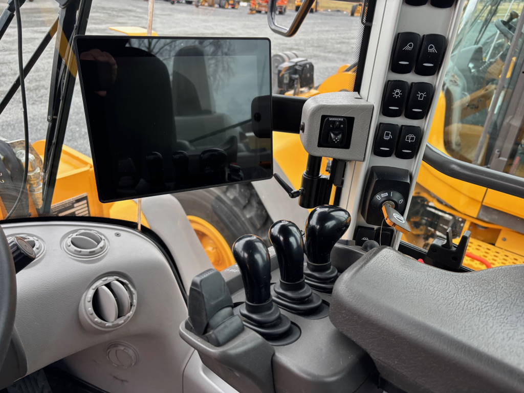 VOLVO L110H + موصل سريع + محركين هيدروليكيين إضافيين + توجيه ذراع BSS + CDC kuva 14