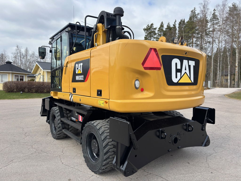CATERPILLAR MH3022 + Løftende førerhus + FETT + VARMER + TO PROBO HYDRAULIKKKER kuva 2