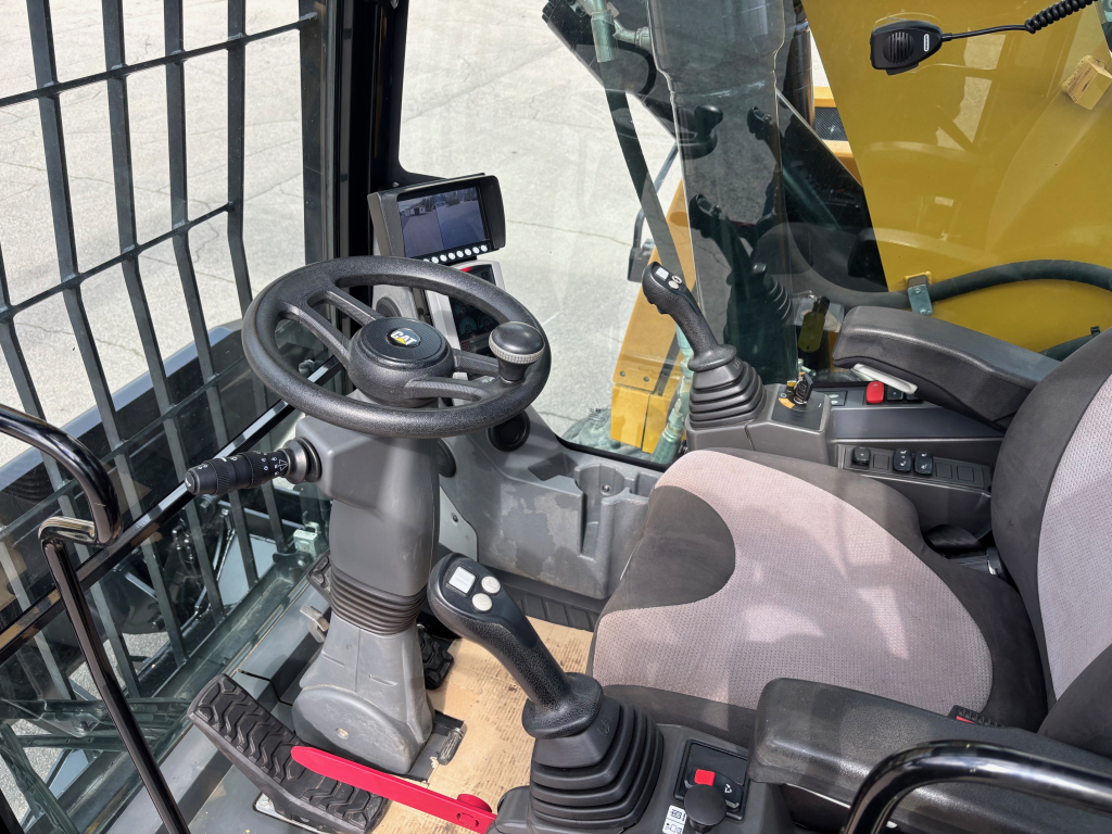 CATERPILLAR MH3022 + Løftende førerhus + FETT + VARMER + TO PROBO HYDRAULIKKKER kuva 12