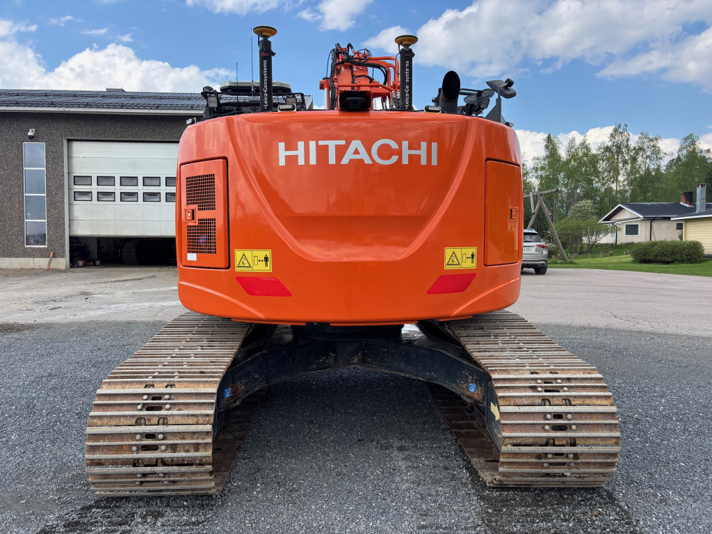 HITACHI ZAXIS225USLC-6 + RASVARI + LÄMMITIN + INDEXATOR R8 + LEICA 3D kuva 9
