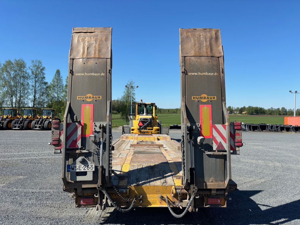 HUMBAUR 4-OSIOWY + POMPOWANY POKŁAD 9,8M + PODUSZKI POWIETRZNE + ROZDZIAŁ + NAPADY HYDRAULICZNE kuva 7