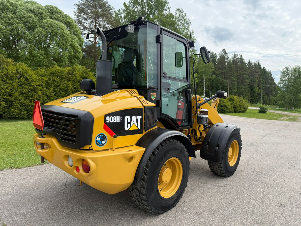 CATERPILLAR 908H2 + GYORSCSATLAKOZÁS + KIEGÉSZÍTŐ HIDRAULIKA + 35KM/H + ZSÍR + KÉT VADÖR + TÜSEK kuva 4