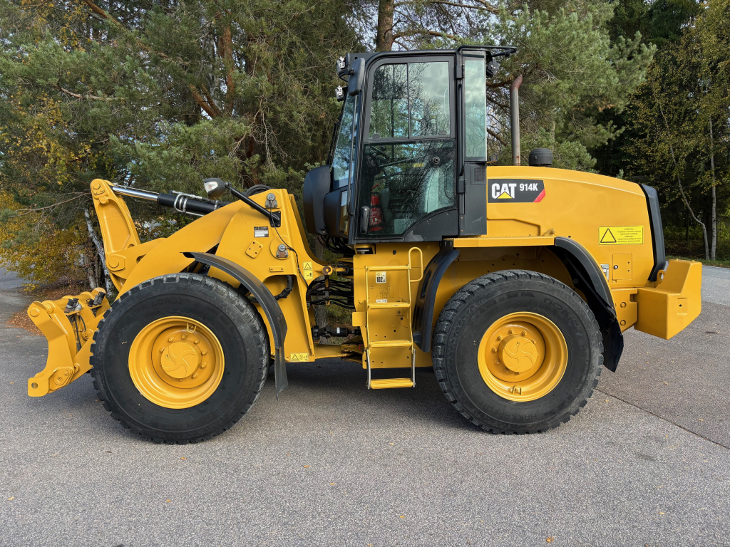 CATERPILLAR 914K + VOLVO ĀTRĀ SAJŪVE + PAPILDU HIDRAULISKĀ + SIEĻE + GAISA KONDICIONS