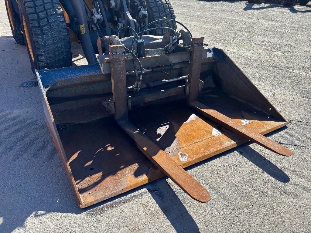 Volvo L 70 F / 4.äs hyd, CDC, BSS, Hyd. piikit, Kauha kuva 7